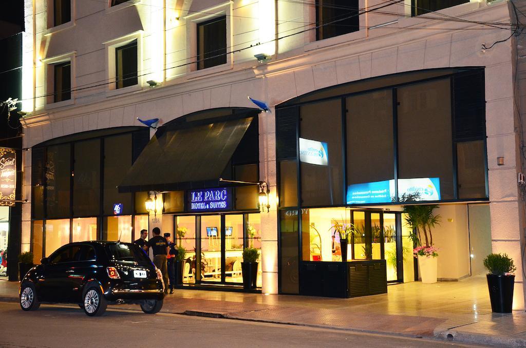 Le Parc Hotel & Suite Villa María Eksteriør bilde