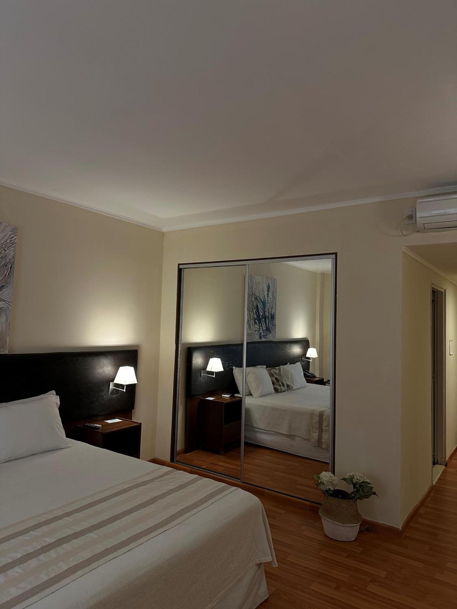 Le Parc Hotel & Suite Villa María Eksteriør bilde